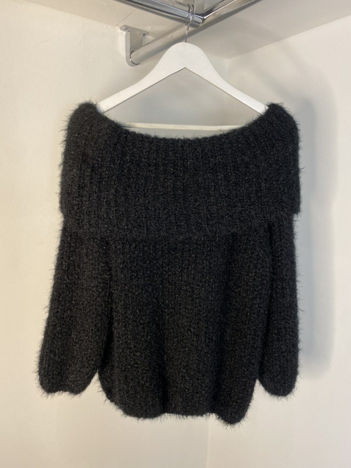 Thick Knit Overlap Jumpers - Image 6