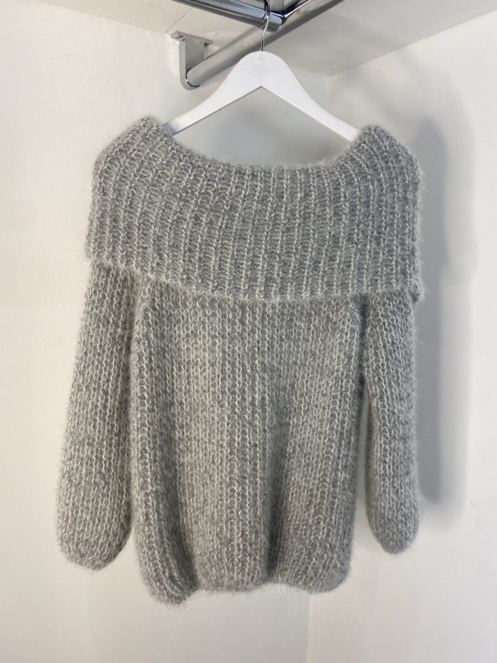 Thick Knit Overlap Jumpers - Image 5