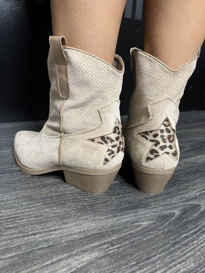 Cream Leopard Star Design Cowboy Boots